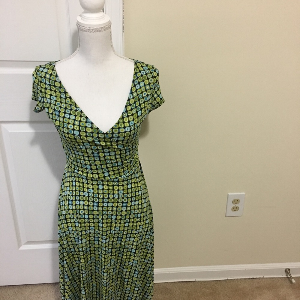 Midi V-Neck Casual Dress